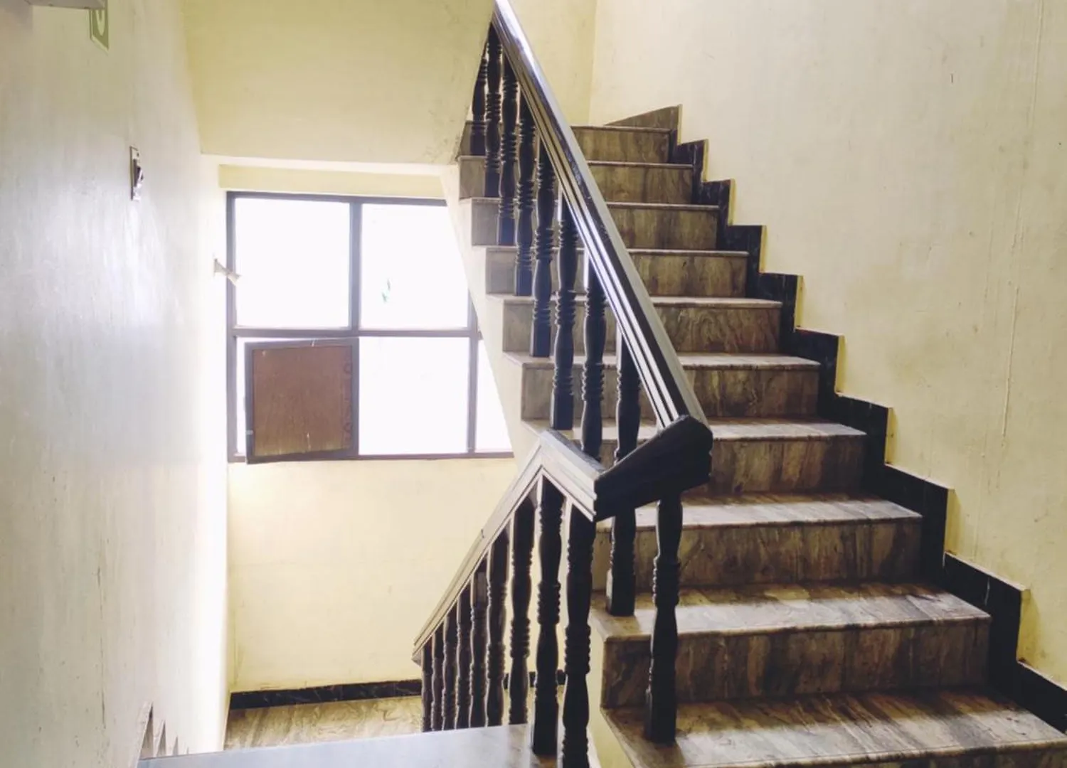 Hotel Layali Tourist Home Perintalmanna Indie